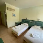 Hotell Celay 3*