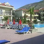 Celay Hotell 3*