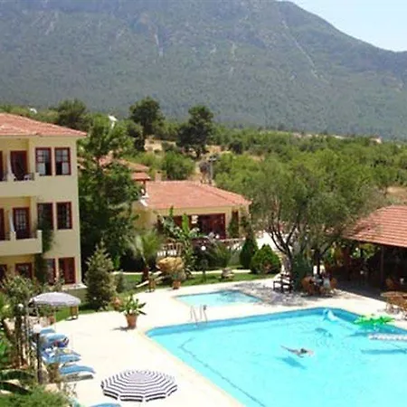Otel Celay 3*