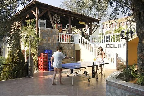 Ξενοδοχείο Celay 3*